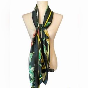 White House Black Market Autumn Leaves Spruce Oblong Scarf
